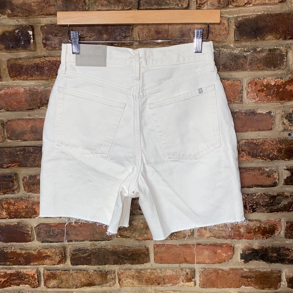 NWT Everlane Bone White Wash Denim Cut-Off Jean Shorts Women's Size 26